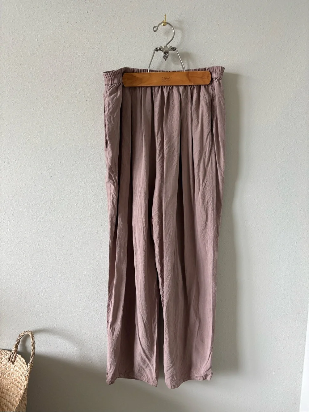 RARE! Vintage Eileen Fisher 100% silk trousers